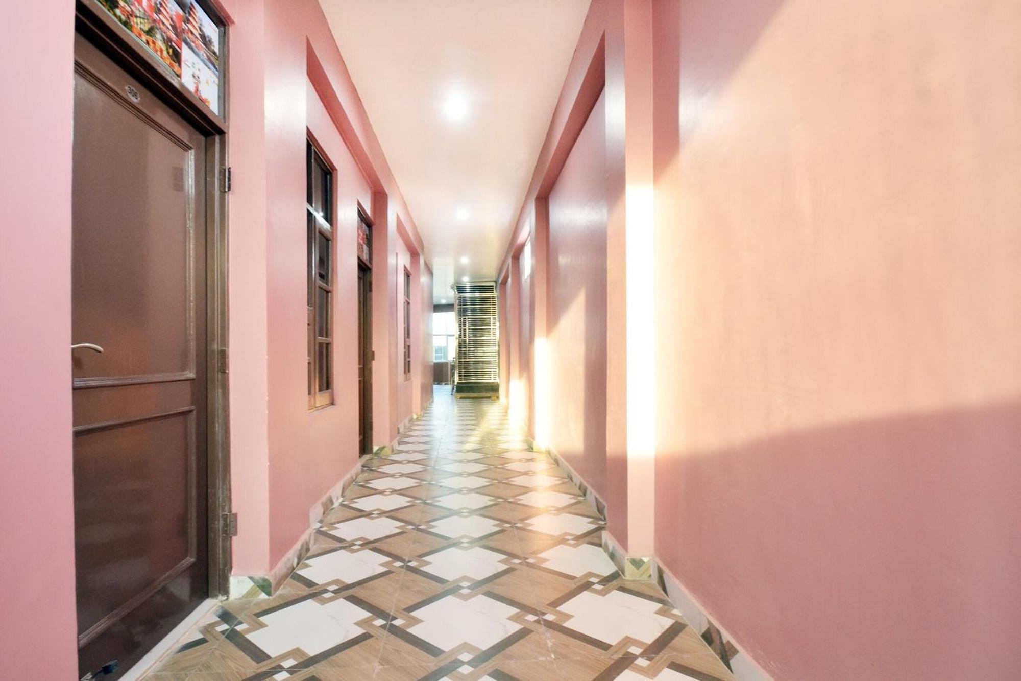 Hotel O Galaxy Nayagaon Exterior photo